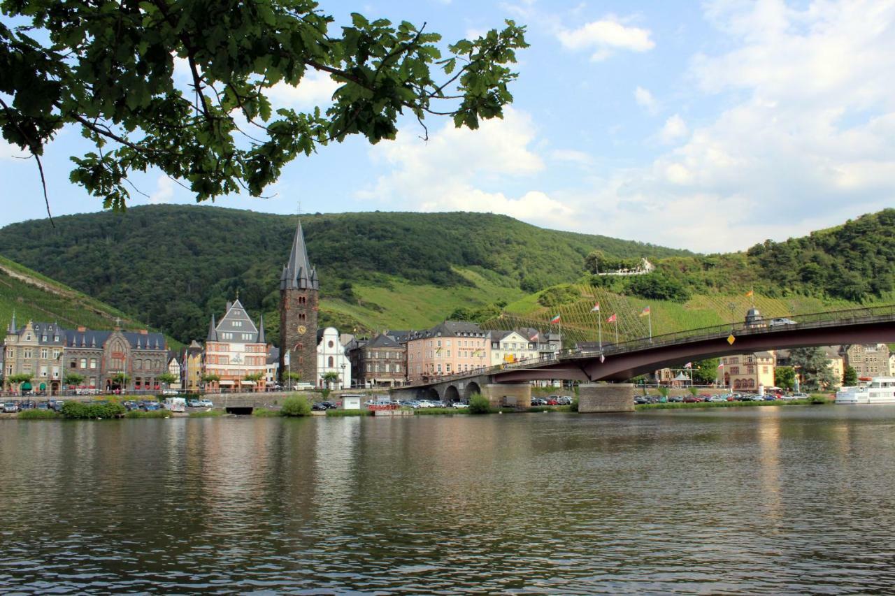 Ferienwohnung Moselblick Bernkastel-Kues Exteriör bild
